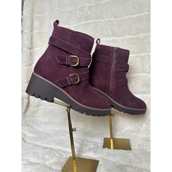 Blondo Dazie Bootie Lug sole 9 m Chunky Boot Zipper side - Picture 1 of 6